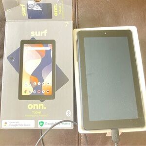 On Running Black 7-Inch Tablet
